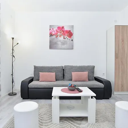 Fuer 2 Personen Ca 65 Qm In Cervar-porat, Istrien Istrische Riviera *