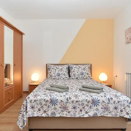 Fuer 2 Personen Ca 65 Qm In Cervar-porat, Istrien Istrische Riviera Апартаменты *