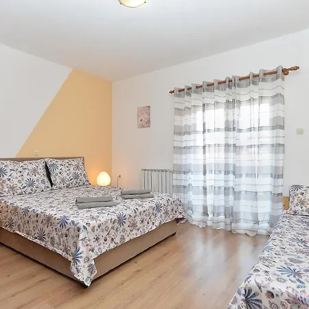 Fuer 2 Personen Ca 65 Qm In Cervar-porat, Istrien Istrische Riviera Apartment Poreč